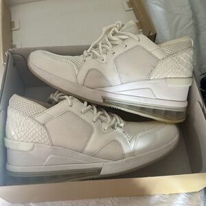White wedge sneaker MK size 6.5